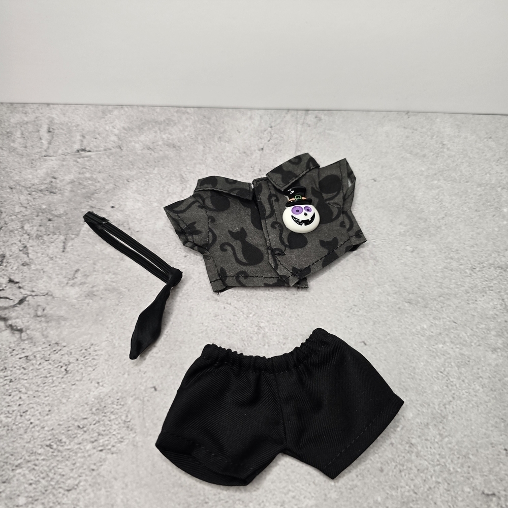 Labub Outfit with Black and Gray Accents Includes Tie